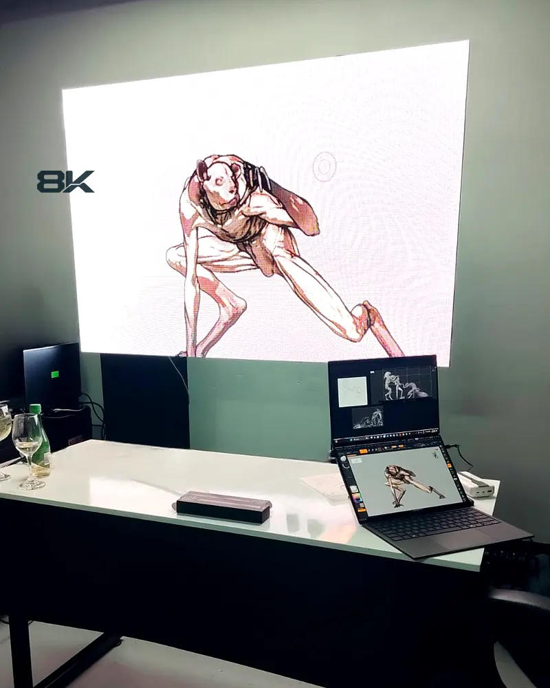 Pantalla LED en una sala de exhibición