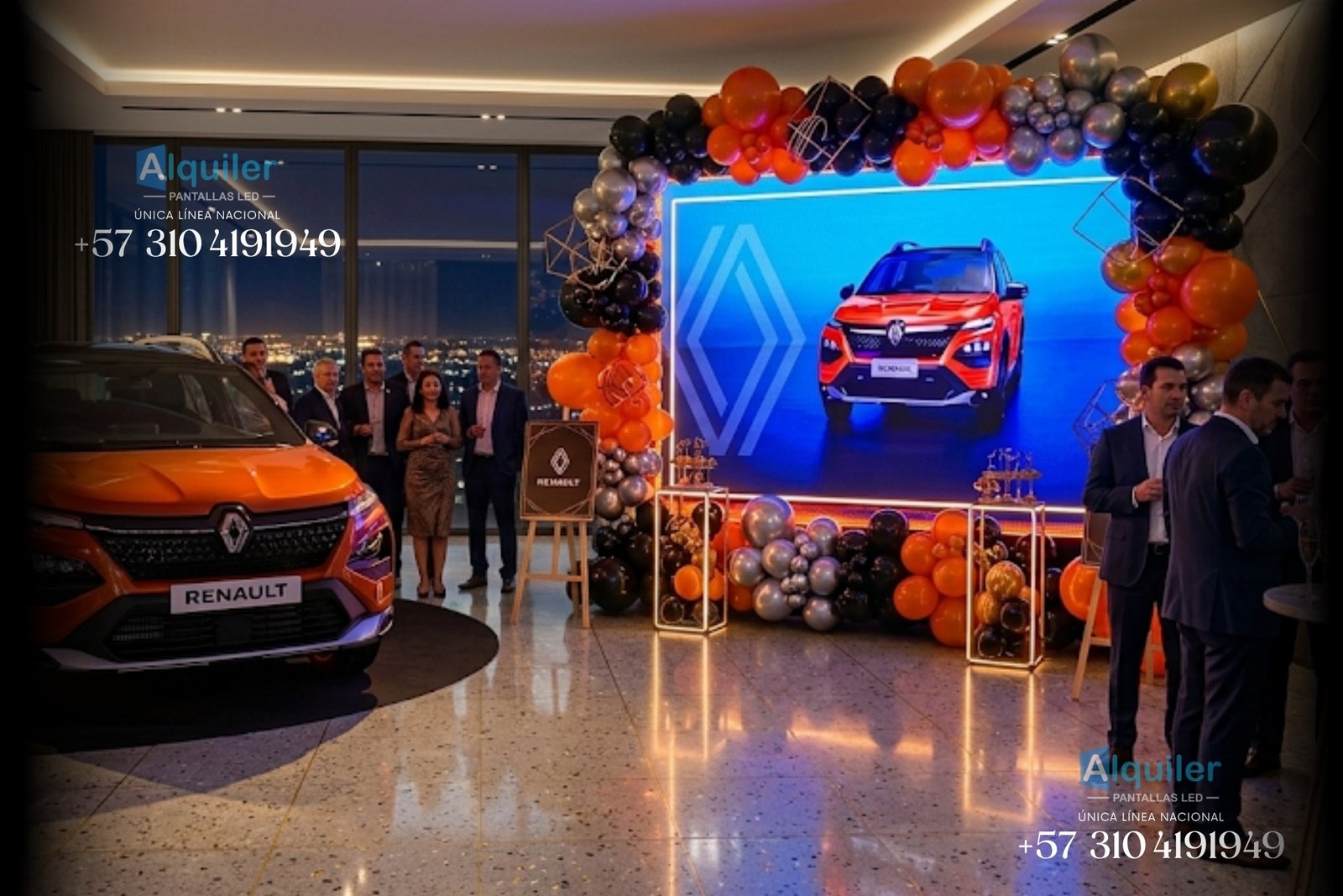 Pantalla LED en activación en centro comercial El Tesoro y Santafé Medellín